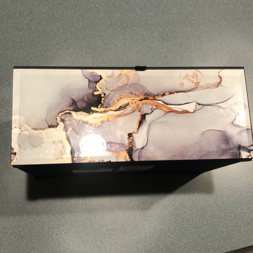 Jewelry Box - Picture 3 of 11